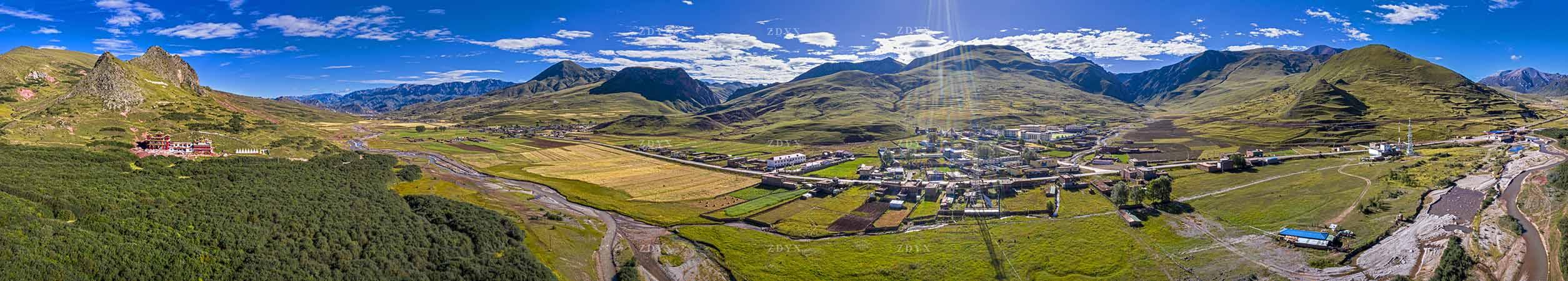 玉树州囊谦县白扎乡全景